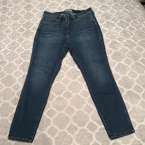 Madewell Curvy Roadtripper Jeans